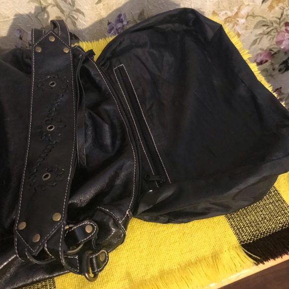 💛2/12.00-Black soft faux leather hand bag - Picture 5 of 5